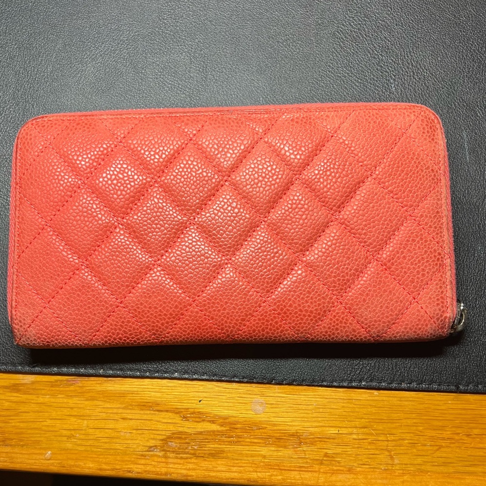 Chanel zippy wallet - Picture 2 of 15